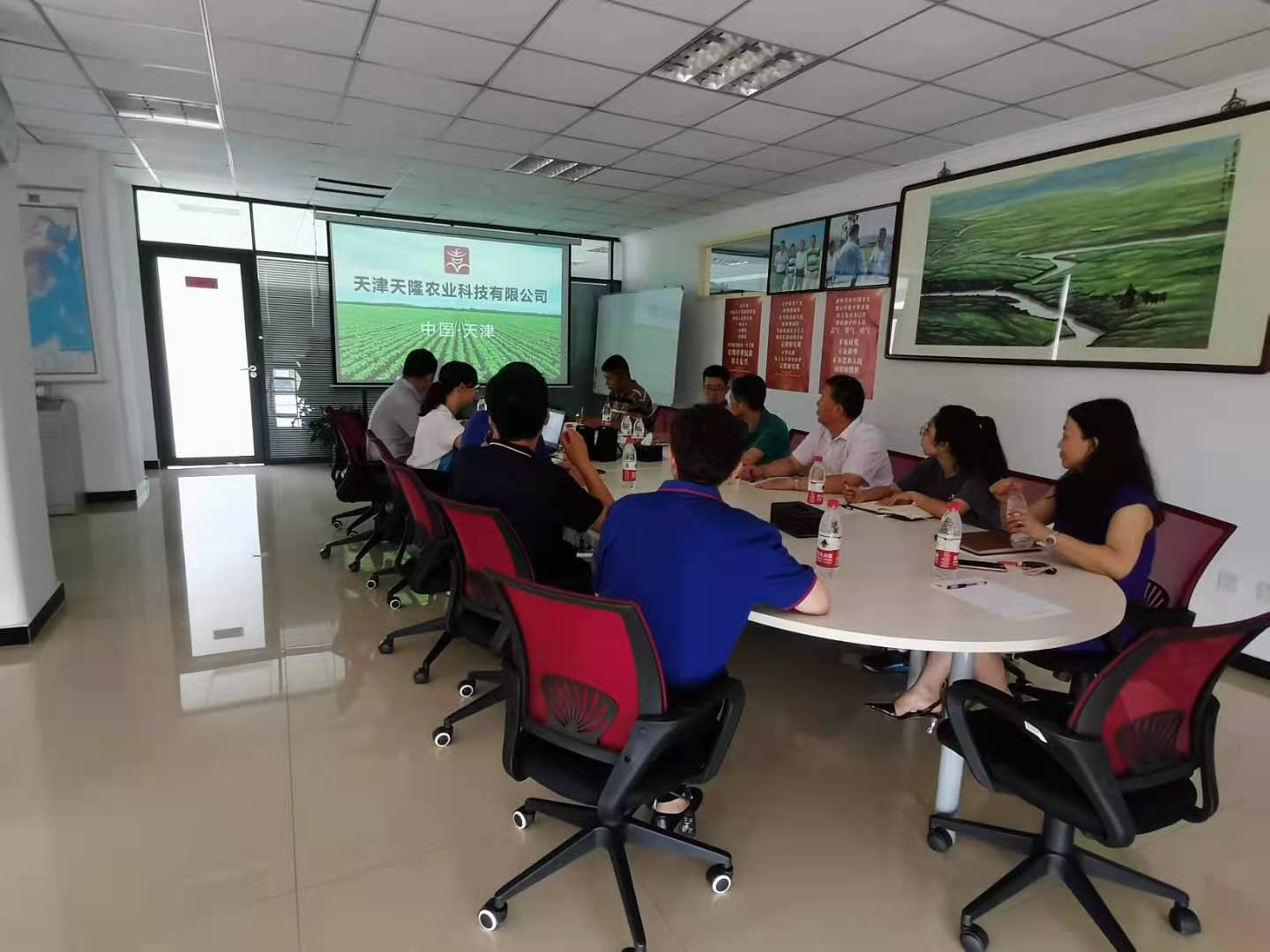 濱海新區(qū)政協(xié)走進企業(yè)，助力發(fā)展專題調研活動